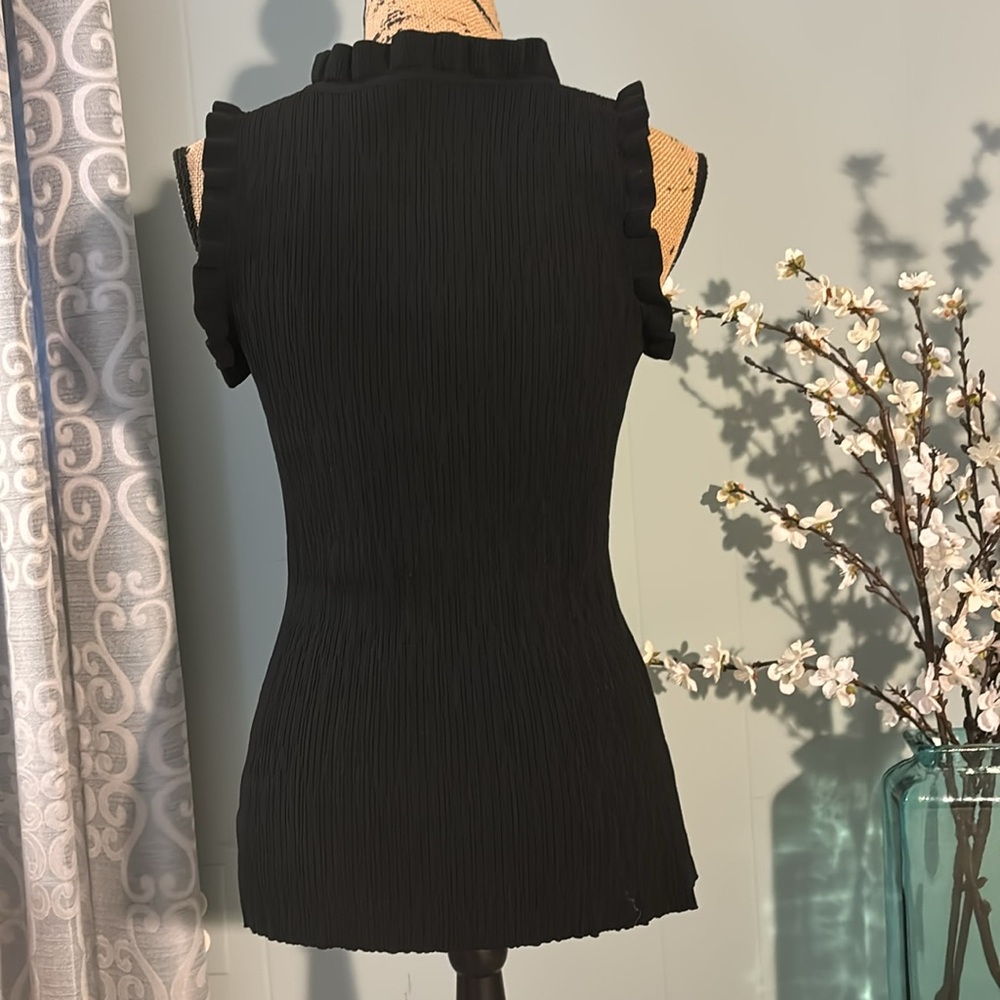 Current Air Los Angeles Ruffle Neck Tank - Picture 4 of 10